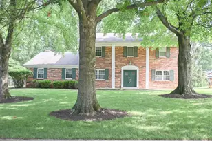 8152 Traverse Ct, Cincinnati, OH 45242 - Photo 2