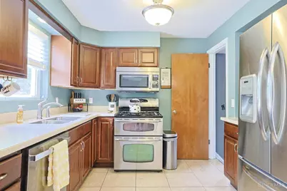 2889 Mt Airy Avenue, Green Township, OH 45239 - Photo 10