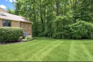 1030 Crisfield Dr, Union Township, OH 45245 - Photo 28