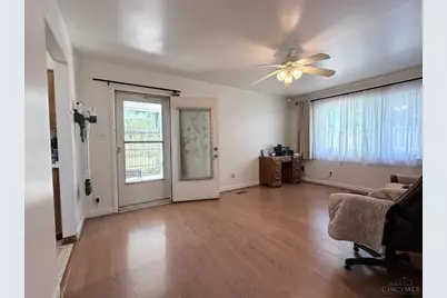10277 Cheltenham Drive, Colerain Township, OH 45231 - Photo 8