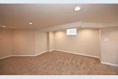 3977 Kenkel Avenue, Cincinnati, OH 45211 - Photo 32