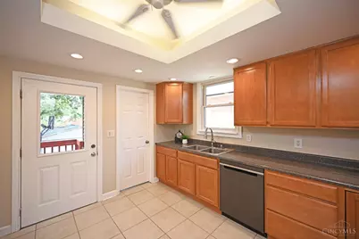 3977 Kenkel Avenue, Cincinnati, OH 45211 - Photo 12