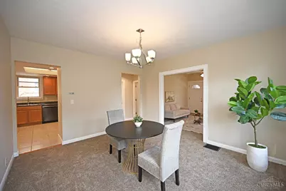 3977 Kenkel Avenue, Cincinnati, OH 45211 - Photo 10