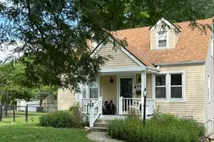7306 Iuka Ave, Madeira, OH 45243 - Photo 2