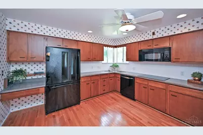 3367 Palmhill Lane, Green Township, OH 45239 - Photo 12
