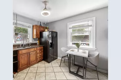345 Durrell Avenue, Wyoming, OH 45215 - Photo 12