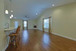 715 Villa Ct, Trenton, OH 45067 - Photo 6
