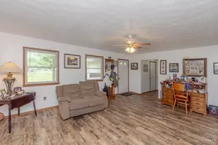 198 Finland Dr, Lake Lakengren, OH 45320 - Photo 8