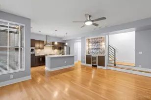 11 Mercer St, Cincinnati, OH 45202 - Photo 8