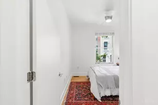 11 Mercer St, Cincinnati, OH 45202 - Photo 28