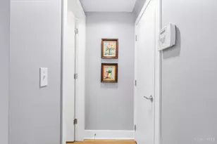 11 Mercer St, Cincinnati, OH 45202 - Photo 12