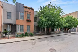 11 Mercer St, Cincinnati, OH 45202 - Photo 2