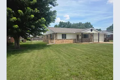 8206 Meadowlark Drive, Carlisle, OH 45005 - Photo 2