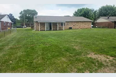 8206 Meadowlark Drive, Carlisle, OH 45005 - Photo 10