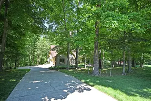 5723 Chancellor Ln, Hamilton Township, OH 45152 - Photo 36