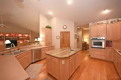 5723 Chancellor Lane, Hamilton Township, OH 45152 - Photo 10