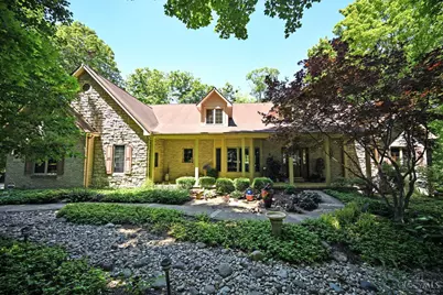 5723 Chancellor Lane, Hamilton Township, OH 45152 - Photo 1