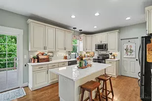 1022 Oak Forest Dr, Hamilton Township, OH 45152 - Photo 10