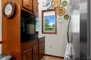 307 Leyland Park Dr, Wilmington, OH 45177 - Photo 6