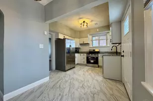 2942 Woodrow Ave, Cincinnati, OH 45211 - Photo 14