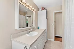 149 Ireland Ave, Green Hills, OH 45218 - Photo 14