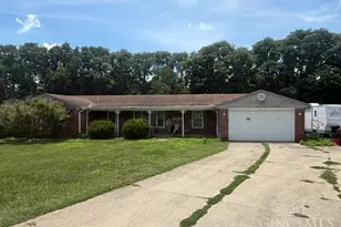 461 W Lomar Ave, Carlisle, OH 45005 - Photo 2