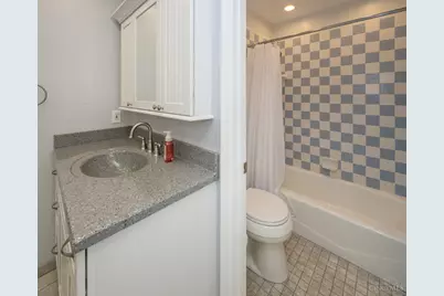 291 Jonathan Court, Union Township, OH 45255 - Photo 16