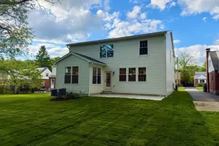 7807 Dee St, Madeira, OH 45243 - Photo 12