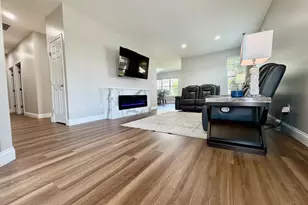 329 Bending Branch Ln, Miamisburg, OH 45342 - Photo 4