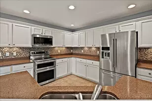 11950 Fallcreek Ln, Symmes Township, OH 45140 - Photo 14
