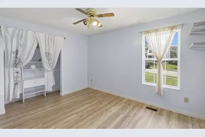 421 Loren Lane, Fairfield, OH 45011 - Photo 14