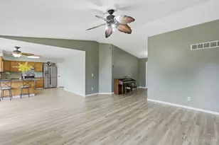 421 Loren Ln, Fairfield, OH 45011 - Photo 8