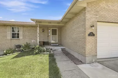 421 Loren Lane, Fairfield, OH 45011 - Photo 2
