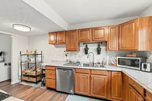3495 Amberway Ct, Colerain Township, OH 45251 - Photo 8