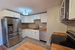 2716 Windon Dr, Colerain Township, OH 45251 - Photo 4