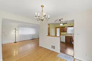 5551 Antoninus Dr, Green Township, OH 45238 - Photo 12
