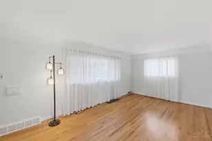 5551 Antoninus Dr, Green Township, OH 45238 - Photo 8