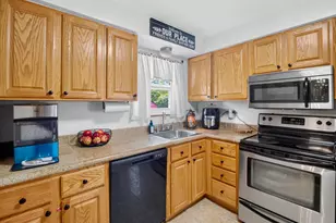 9326 Ranchill Dr, Cincinnati, OH 45231 - Photo 10
