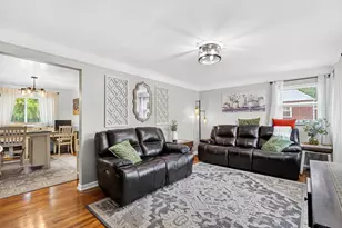 9326 Ranchill Dr, Cincinnati, OH 45231 - Photo 2