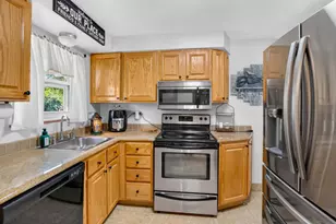 9326 Ranchill Dr, Cincinnati, OH 45231 - Photo 12