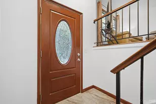 904 Beechmeadow Ln, Delhi Township, OH 45238 - Photo 4