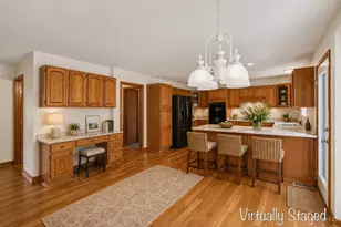 3416 Surrey Ln, Mason, OH 45040 - Photo 4