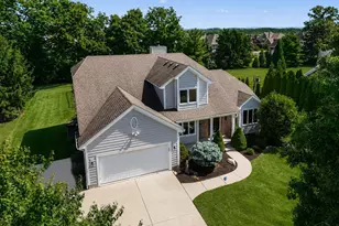 3416 Surrey Ln, Mason, OH 45040 - Photo 2