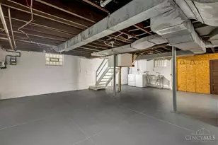 4458 W 8th St, Cincinnati, OH 45238 - Photo 24