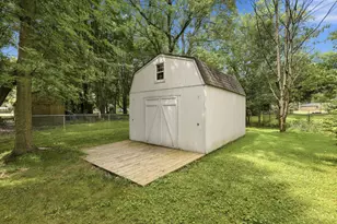 6017 Grist Mill Ct, Miami Township, OH 45150 - Photo 20