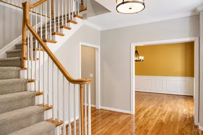 8101 Startinggate Lane, Sycamore Township, OH 45249 - Photo 6