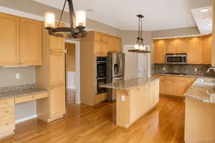 8101 Starting Gate Ln, Sycamore Township, OH 45249 - Photo 12