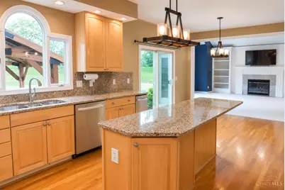 8101 Startinggate Lane, Sycamore Township, OH 45249 - Photo 10
