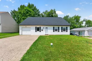 11789 Cedarcreek Dr, Forest Park, OH 45240 - Photo 2