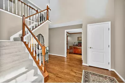 10070 Carrousel Court, Symmes Township, OH 45140 - Photo 4